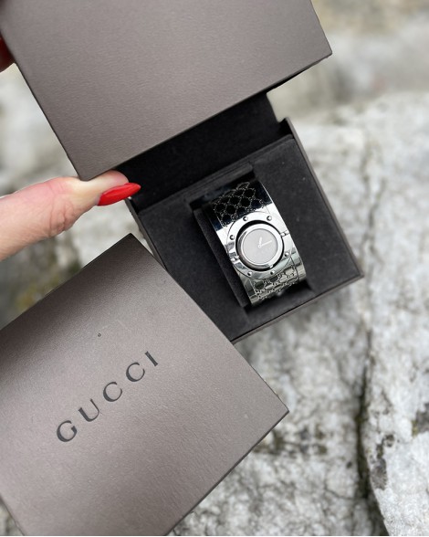 Hodinky dámské Gucci náramkové